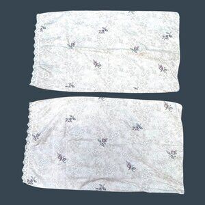Vintage Cottage Granny Core Pair Of Floral Lace Pillowcases Flowers Petite
